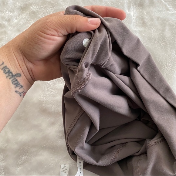 Lululemon Align High Rise 25” Lunar Rock Leggings - Picture 8 of 10